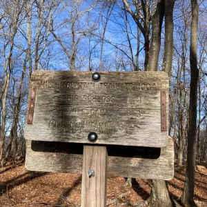 Junction, heading towards Mill mountain